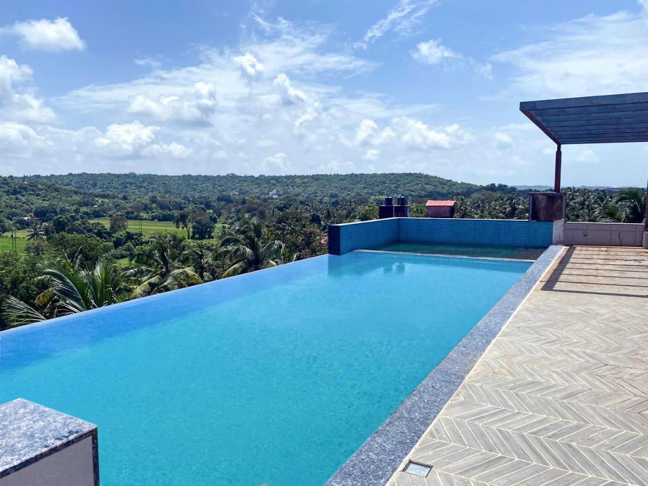 Meritas Auberge Calangute Goa Bagian luar foto